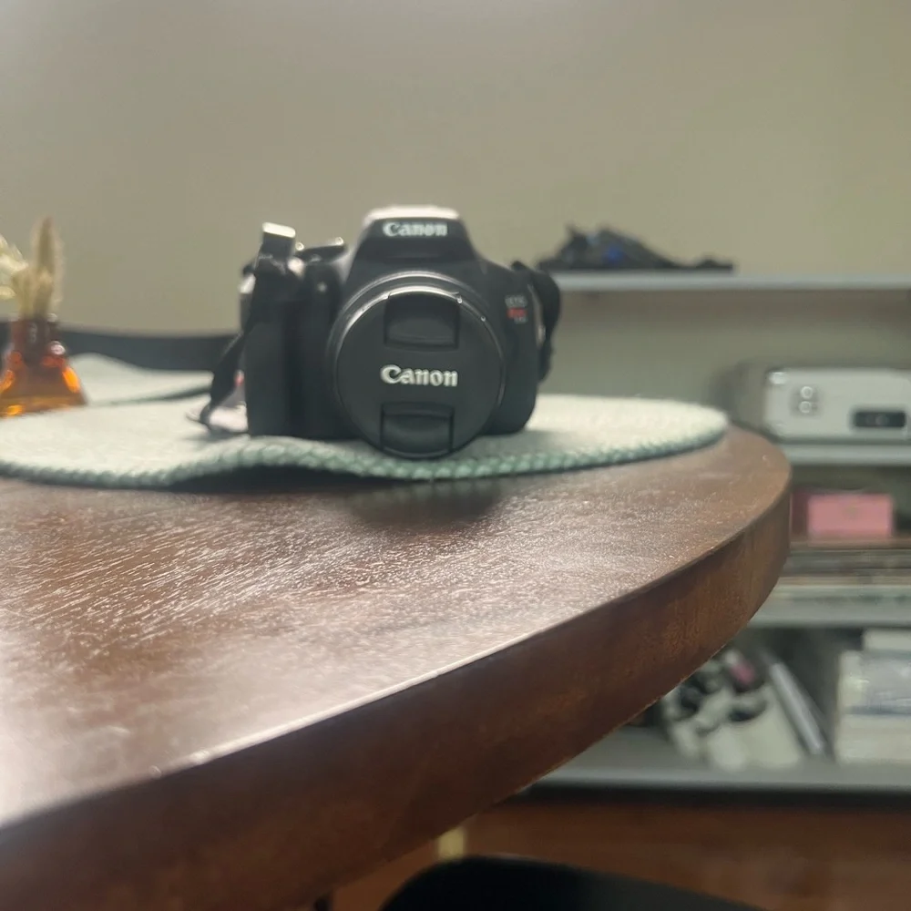 Canon EOS T3i Camera